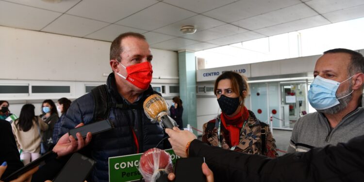 Las concentraciones de sanitarios continúan, el silencio de INGESA también