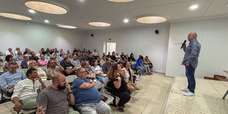 Adil Mohamed, Blanca Gómez y Miguel Señor encabezan la lista del PSOE para el Congreso y el Senado para el 23J